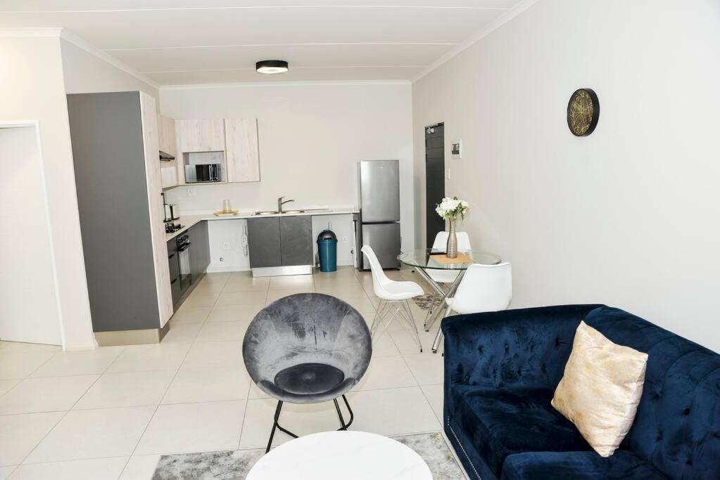 The Ellipse Palazzo Apartment Midrand Exterior foto